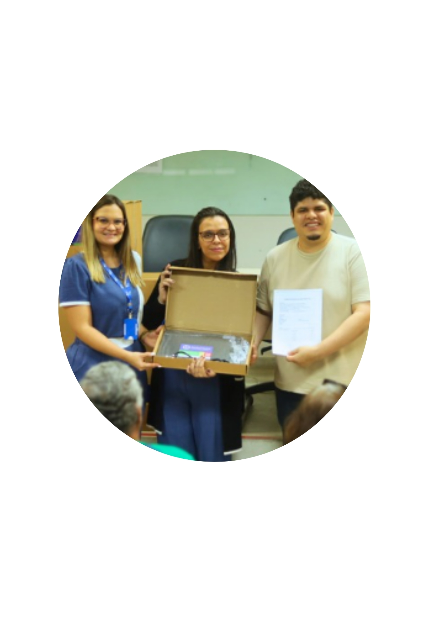 Cerimônia de doação de computadores do IEC Brasil para a UFPB